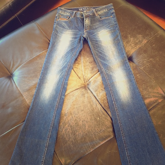 🚨Skylton Low rise Slim Bootcut Jeans🚨👖 - Picture 1 of 5
